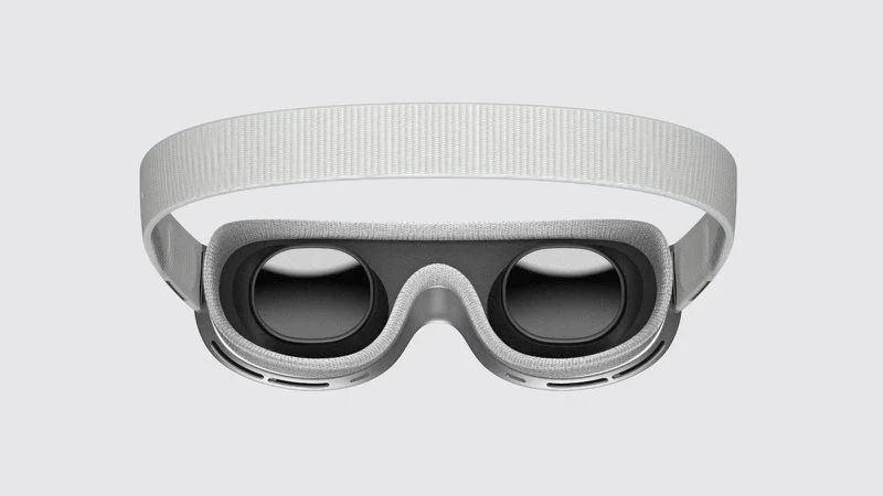 apple headset lens render by marcus kane